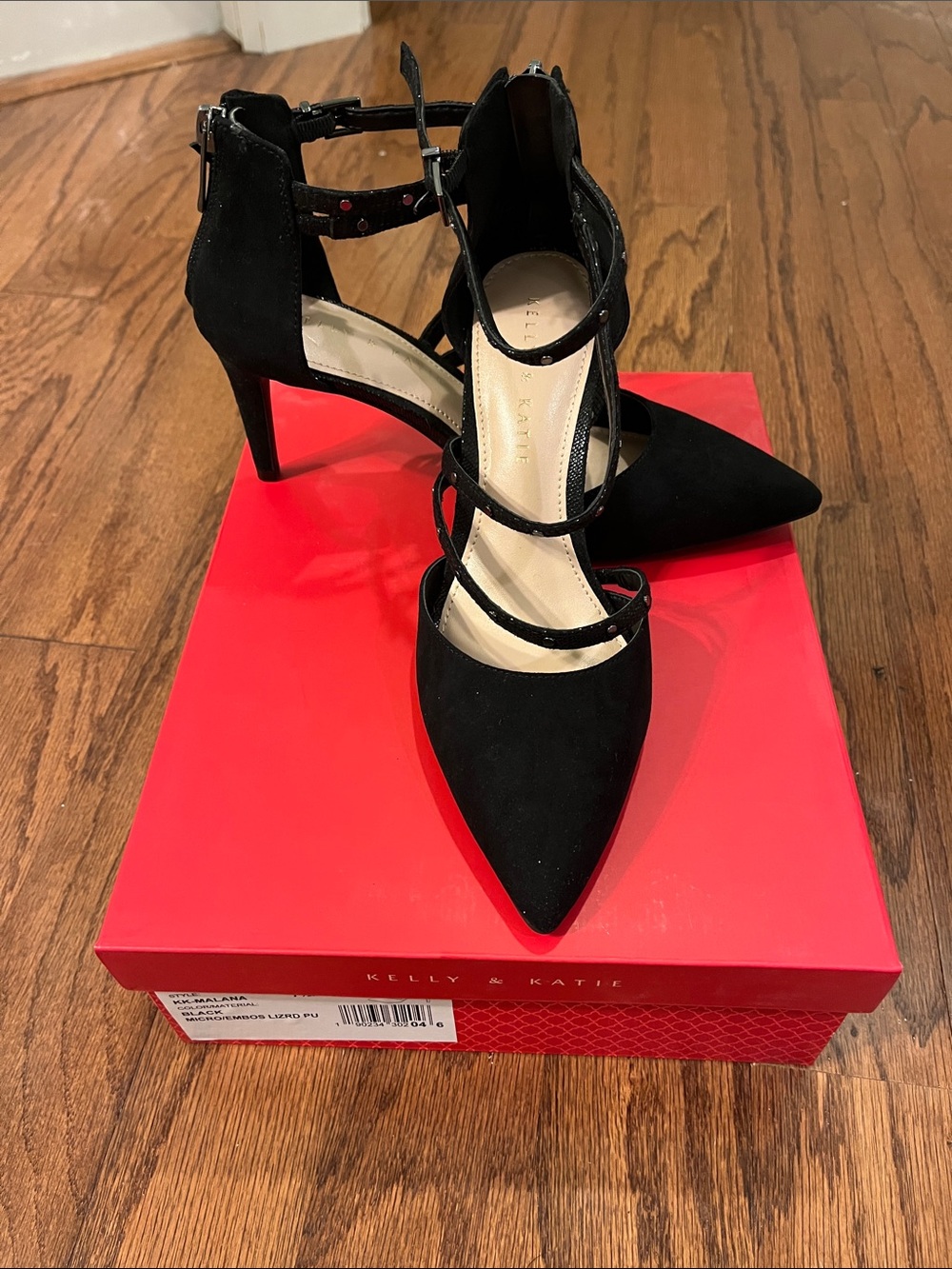 Kelly & Katie Black Pointed Toe Strappy Ankle Heels with Buckle